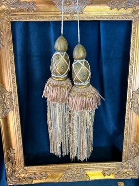 Set of 2 Large Decorative Curtain Tie Back Hanging Tassels Sage Green Gold 20”